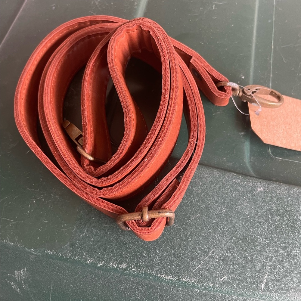 Stylish Brown and Brass Crossbody Bag Strap